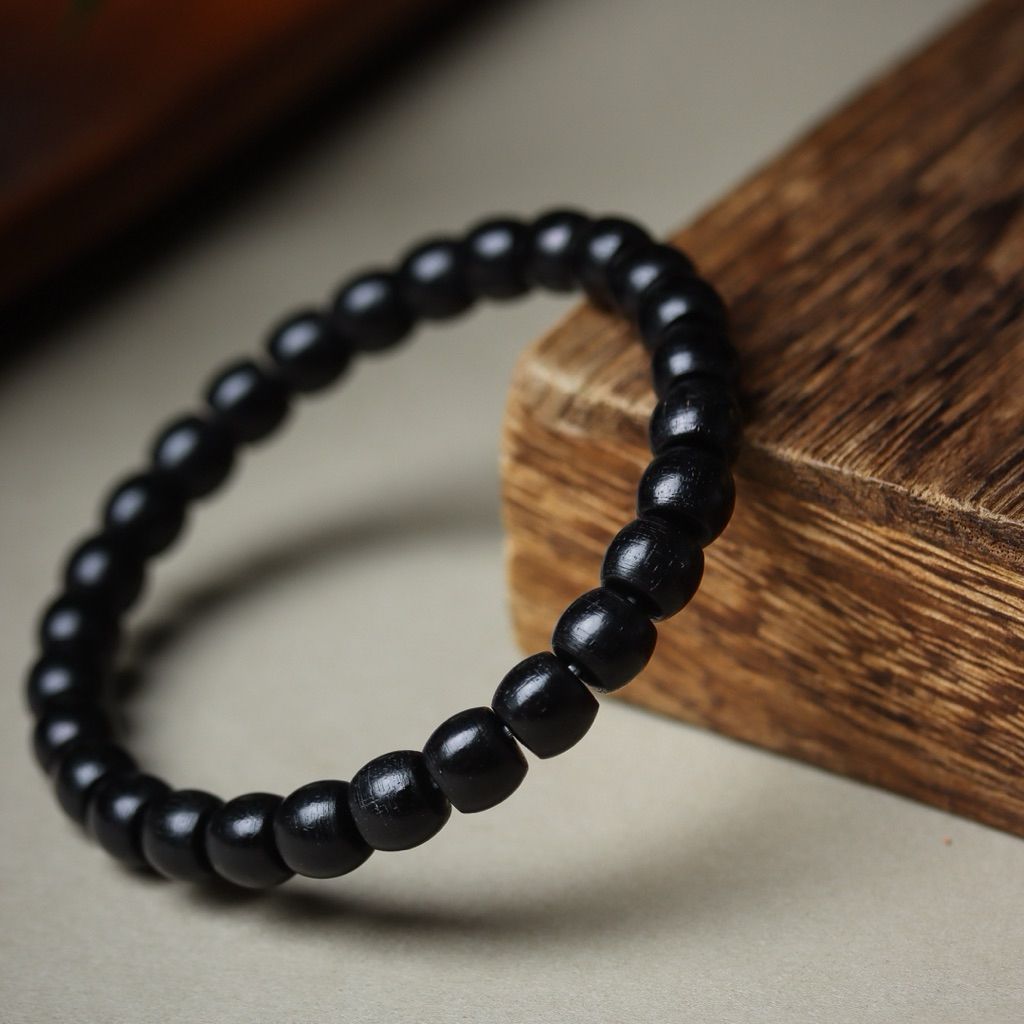 8 mm Consecreted Karungali Barcelet Original With Lab Certificate